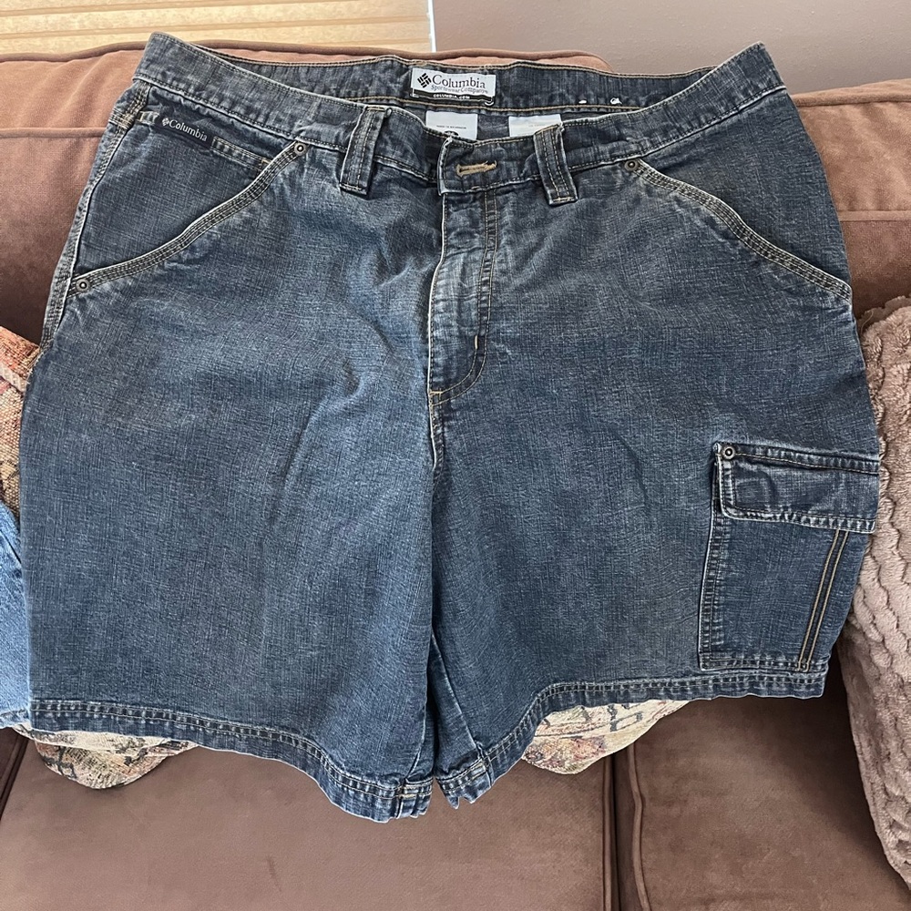 Columbia Blue Denim Men’s Shorts